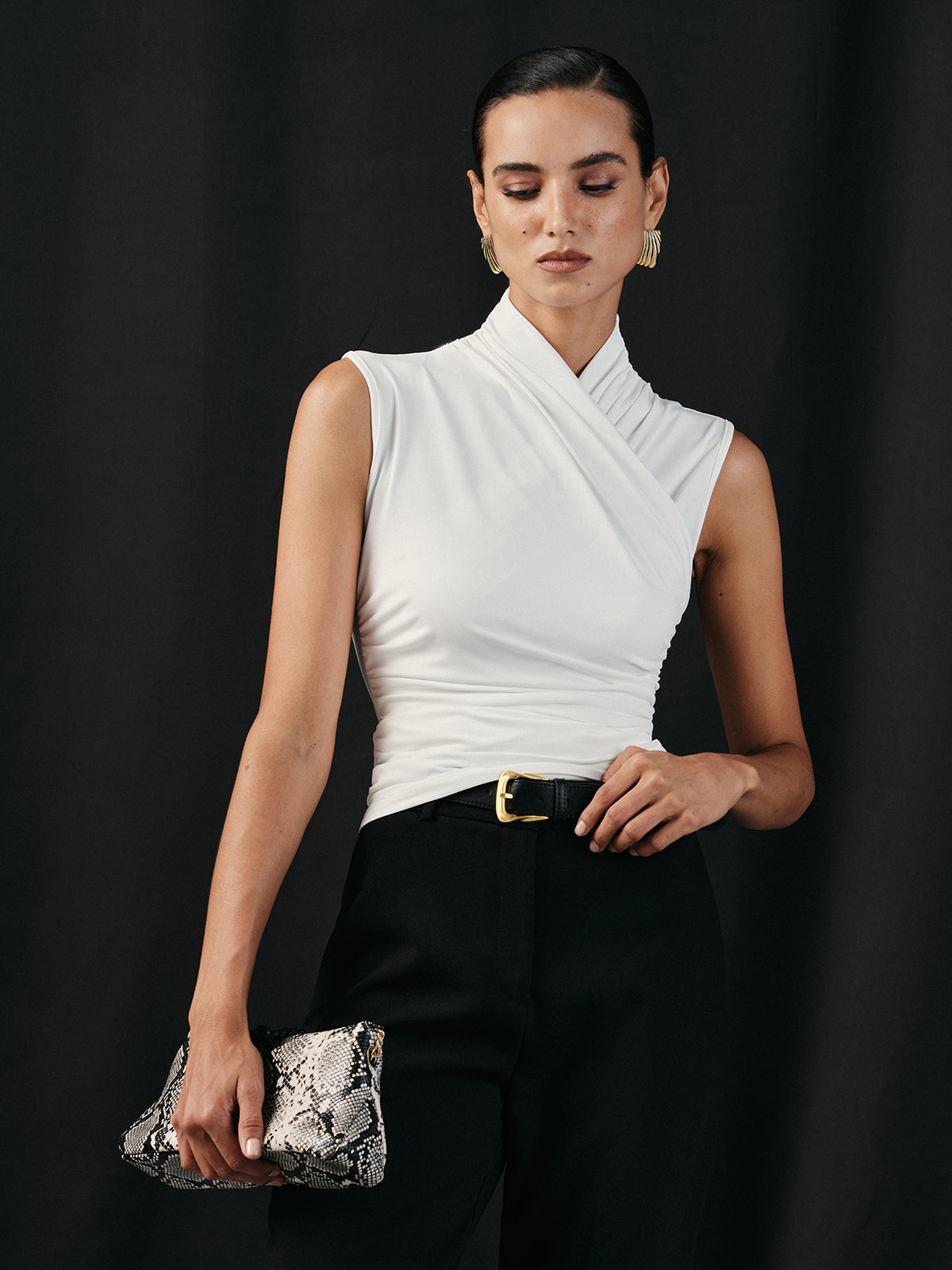 Cross Neck Ruched Detail Tank Top