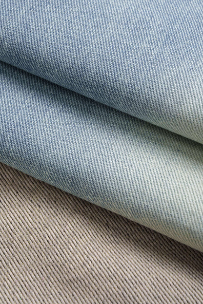 Frayed Hem Slim Fit Jeans