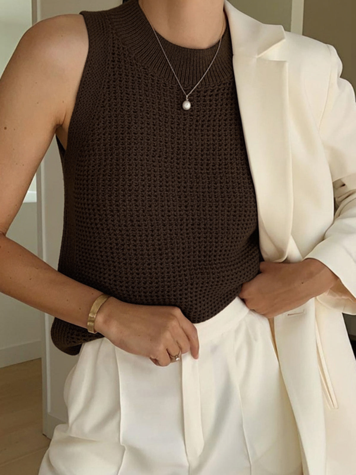 Knit Crew Neck Sleeveless Tank Top