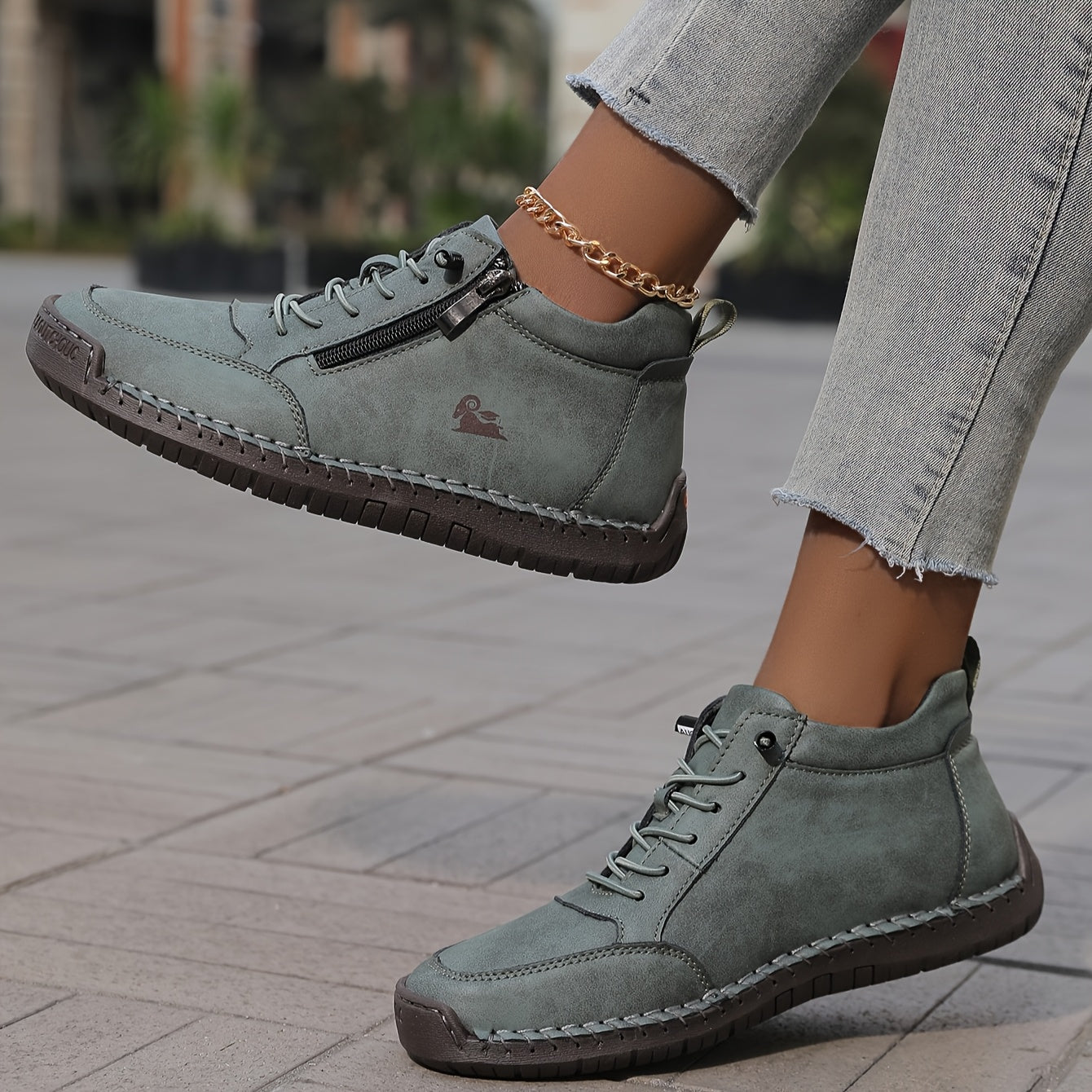 Lightweight Breathable Walking Sneakers