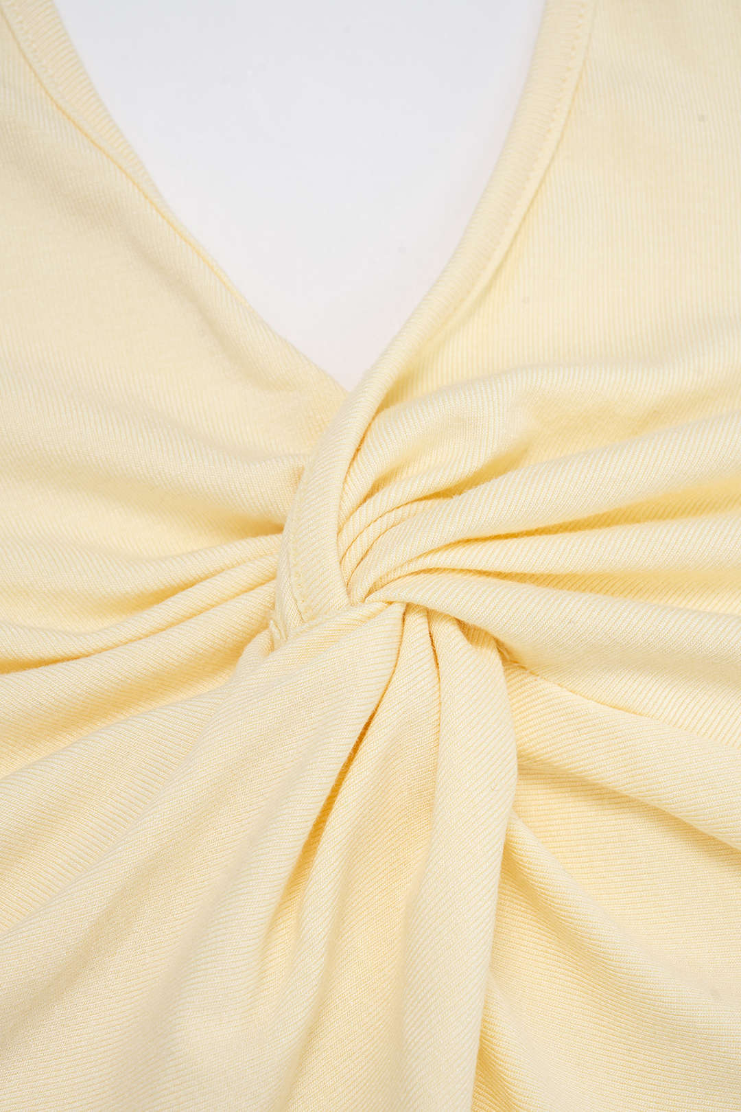 Lightweight Halter Neck Twist Knot Crop Top