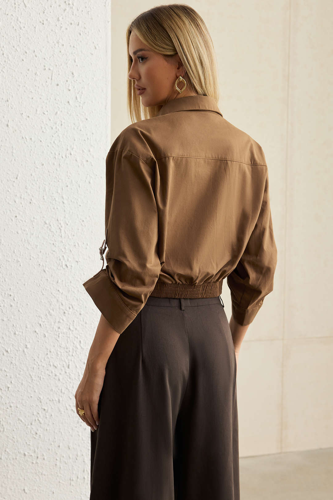 Lightweight Ruched Short Sleeve Shirt