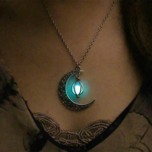 Moonstone Iridescent Glow Necklace
