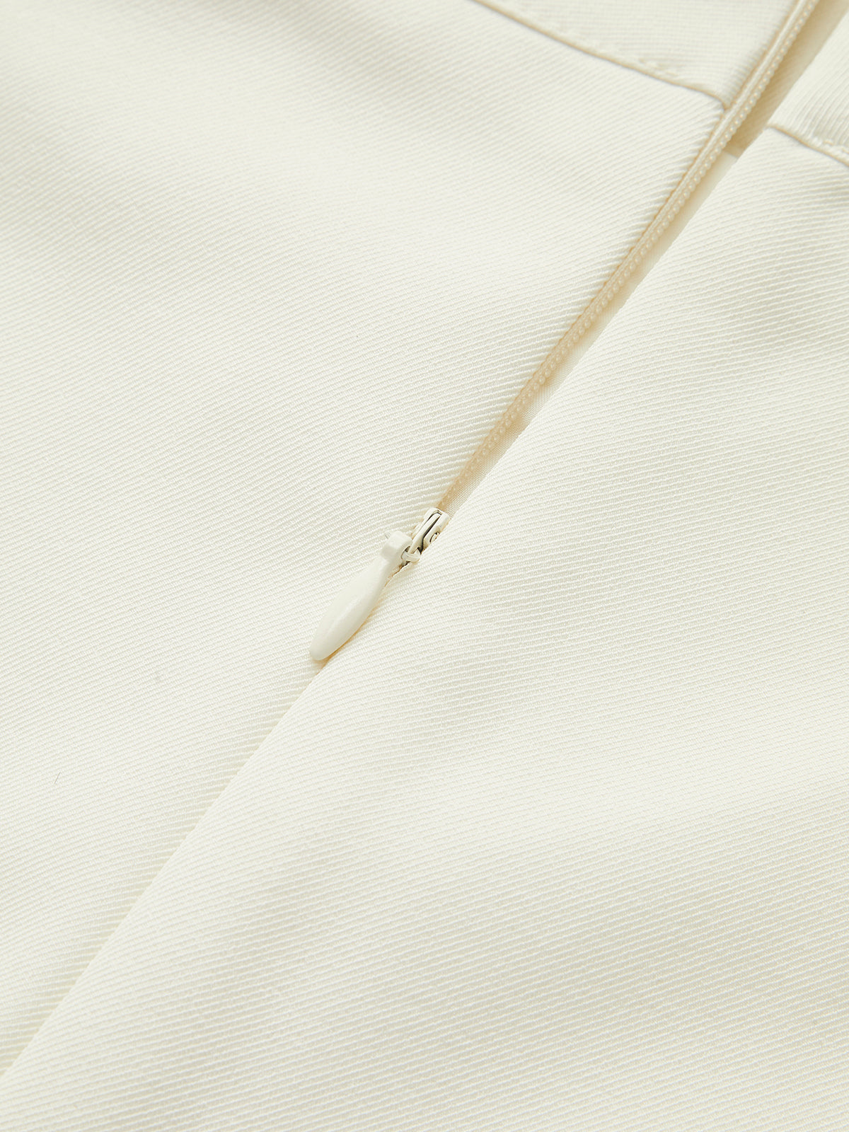 Woven Fabric Mini Skirt With Slim Belt